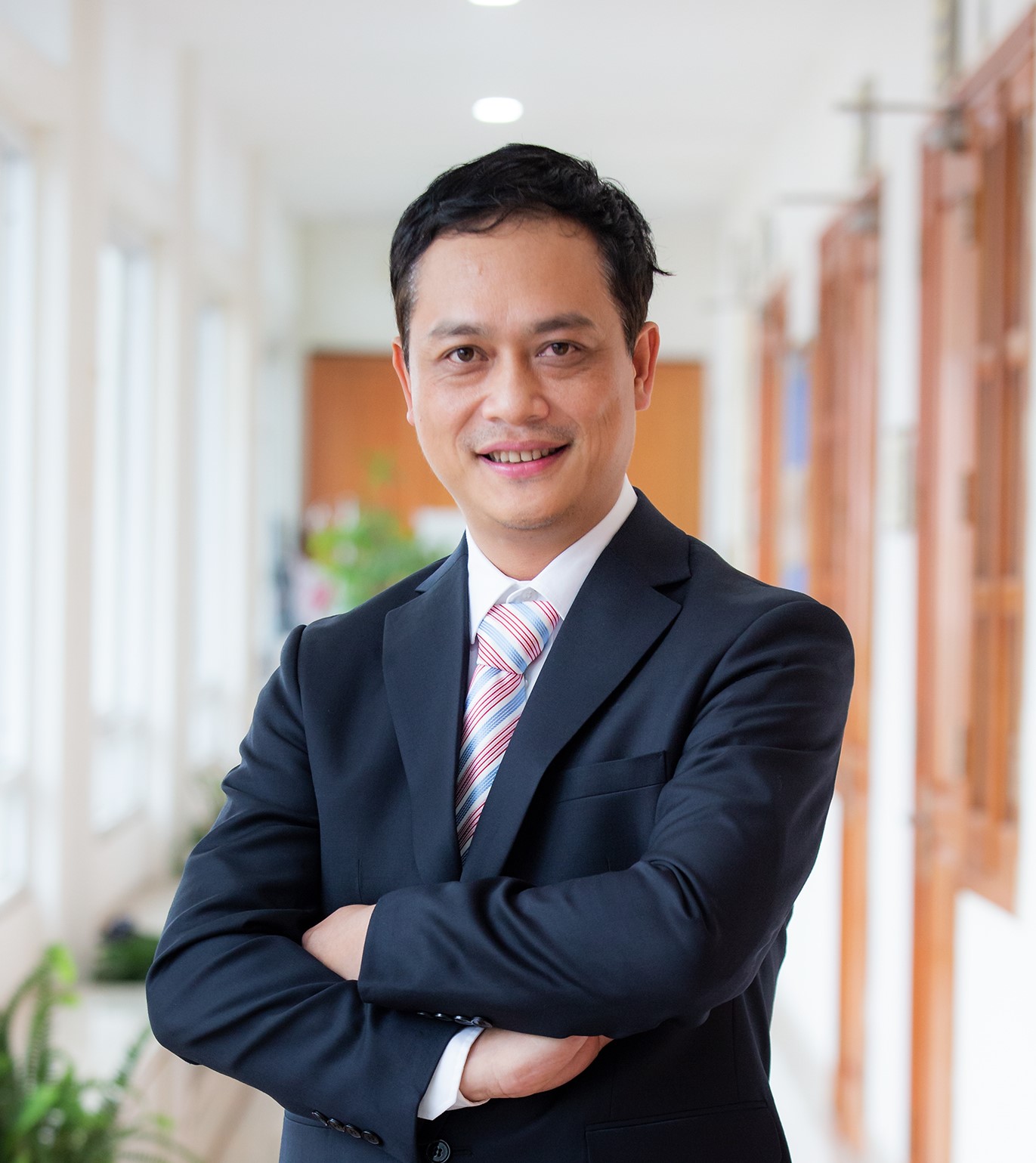 Phó giáo sư (2009). Nguyễn Văn Hiệu